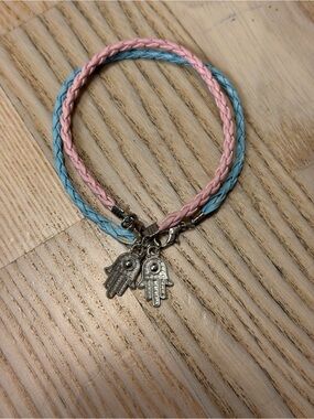 Madewell Braided Hamsa Charm Bracelet - Pink & Blue